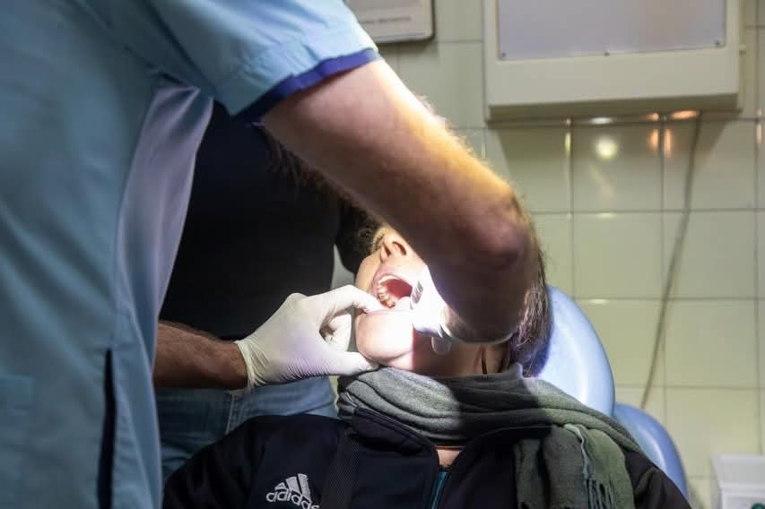 PROGRAMA QUILMES SONRÍE: EL MUNICIPIO ENTREGÓ PRÓTESIS DENTALES A VECINOS Y VECINAS DEL DISTRITO el municipio entregÓ prÓtesis dentales a vecinos y vecinas del distrito 2
