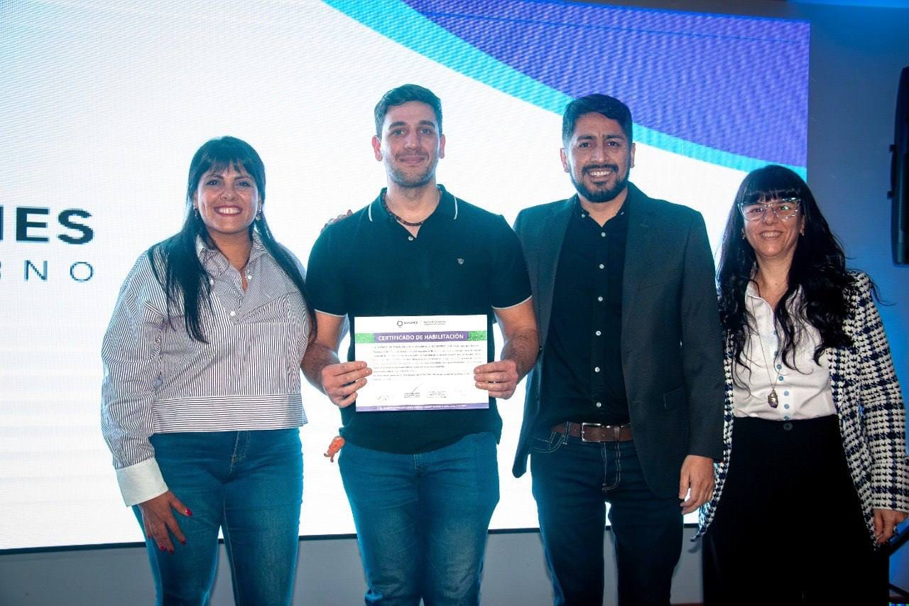 el municipio realizÓ el lanzamiento del programa de habilitaciones comerciales e industriales gratuitas 1