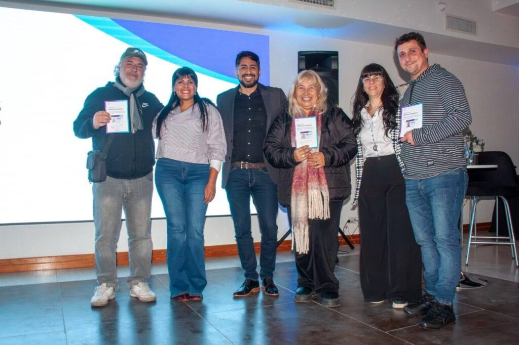 el municipio realizÓ el lanzamiento del programa de habilitaciones comerciales e industriales gratuitas 2