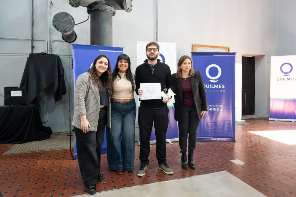 acto de graduaciÓn de la primera camada de profesionales de la salud egresados de las residencias municipales de la matera y don bosco 4
