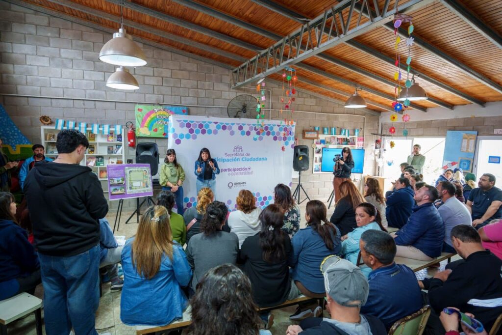 EVA MIERI ANUNCIÓ EL INICIO DE LA OBRA DE RENOVACIÓN Y PUESTA EN VALOR INTEGRAL DE LA PLAZA PAPA FRANCISCO DE VILLA ITATÍ CON FONDOS 100% MUNICIPALES eva mieri anunciÓ el inicio de la obra de renovaciÓn y puesta en valor integral de la plaza papa francisco de villa itatÍ con fondos 100% municipales 3