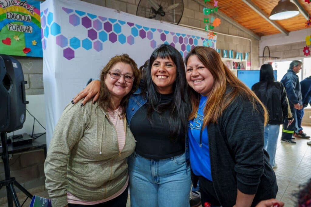 EVA MIERI ANUNCIÓ EL INICIO DE LA OBRA DE RENOVACIÓN Y PUESTA EN VALOR INTEGRAL DE LA PLAZA PAPA FRANCISCO DE VILLA ITATÍ CON FONDOS 100% MUNICIPALES eva mieri anunciÓ el inicio de la obra de renovaciÓn y puesta en valor integral de la plaza papa francisco de villa itatÍ con fondos 100% municipales 5