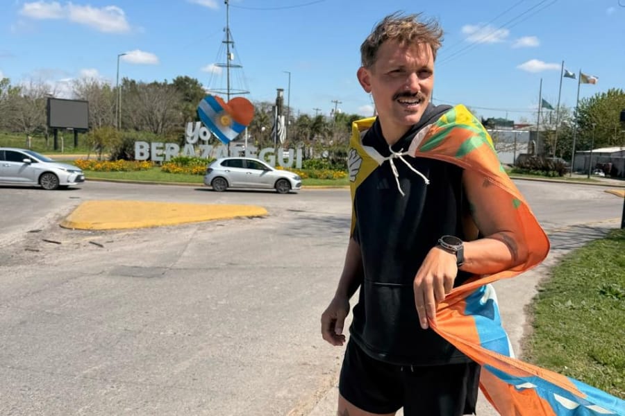 Vecino de Ranelagh correrá 1.300 kilómetros por tres causas solidarias whatsapp image 2026 10 18 at 18.59.23